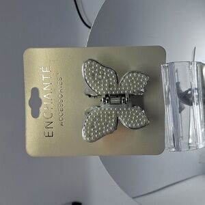 Enchante Butterfly hair clip Nwt